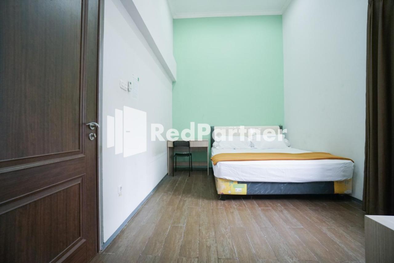 Toba Mansion Syariah Near Benhil Redpartner Hotel จาการ์ตา ภายนอก รูปภาพ
