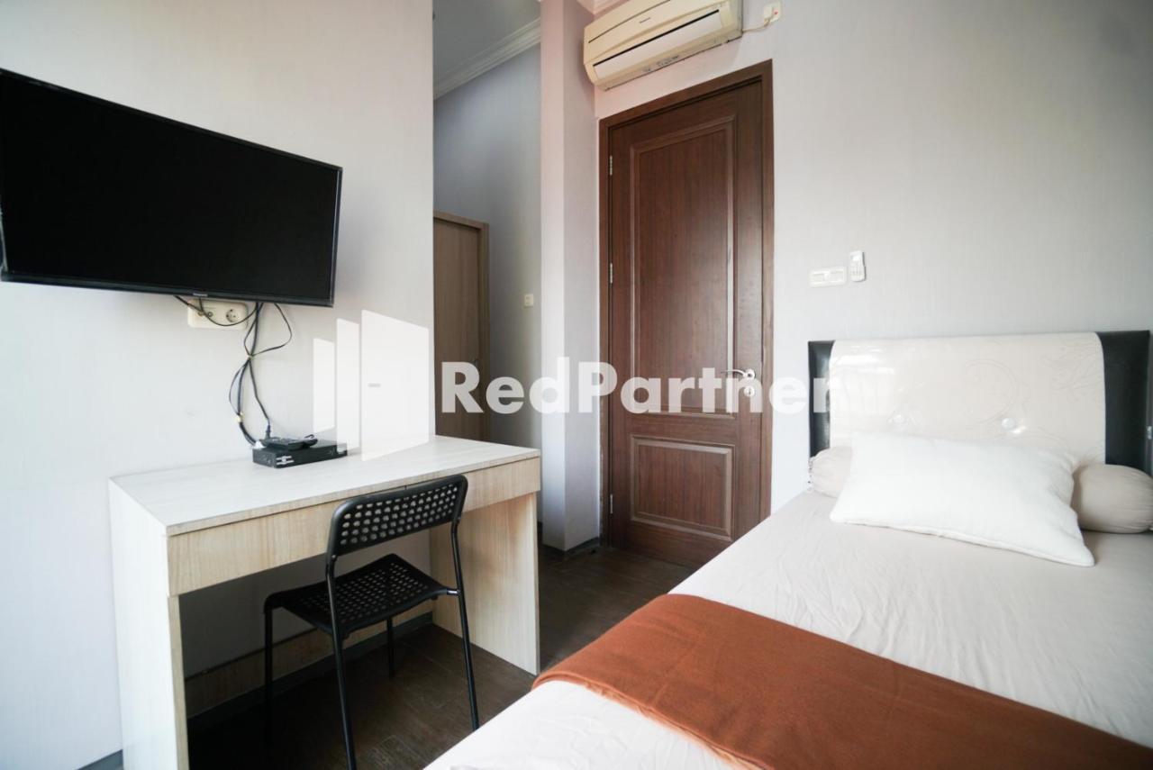Toba Mansion Syariah Near Benhil Redpartner Hotel จาการ์ตา ภายนอก รูปภาพ