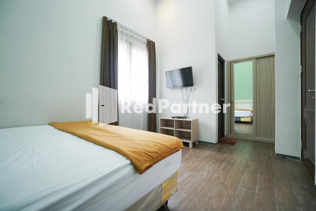 Toba Mansion Syariah Near Benhil Redpartner Hotel จาการ์ตา ภายนอก รูปภาพ