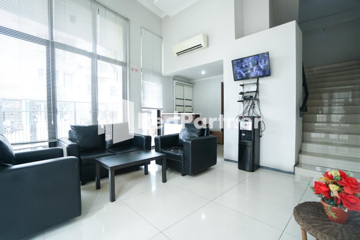 Toba Mansion Syariah Near Benhil Redpartner Hotel จาการ์ตา ภายนอก รูปภาพ